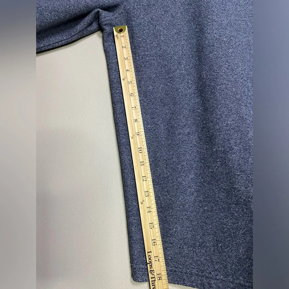 Under Armour UA mens XL navy blue long sleeve 1/4 Zip Pullover with pockets - Picture 9 of 10